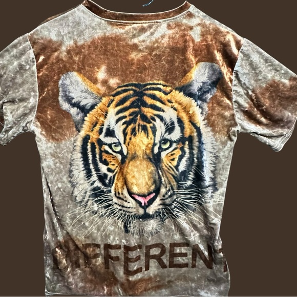 Womans Medium Velvet Tiger Shirt Medium Velour - Picture 5 of 12